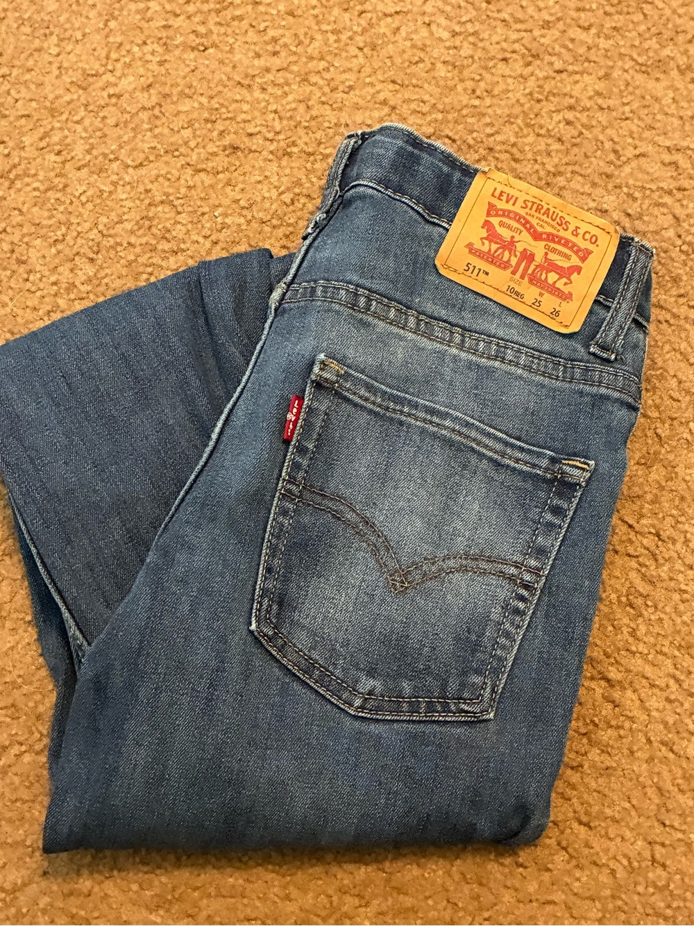 Levi's boys size 10 light wash jeans